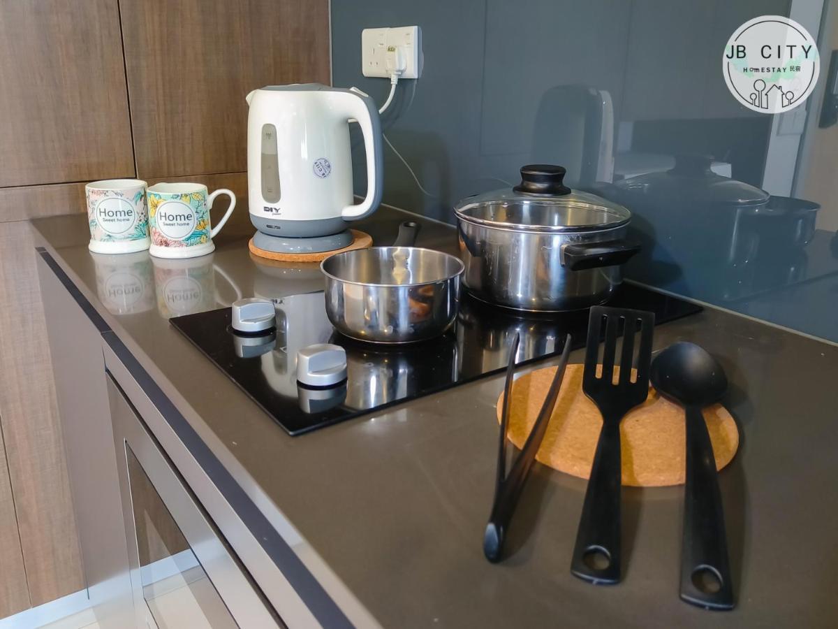 Grand Medini Suites By Rr Jbcity Nusajaya Kültér fotó